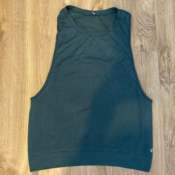 Lululemon tank - Picture 3 of 4